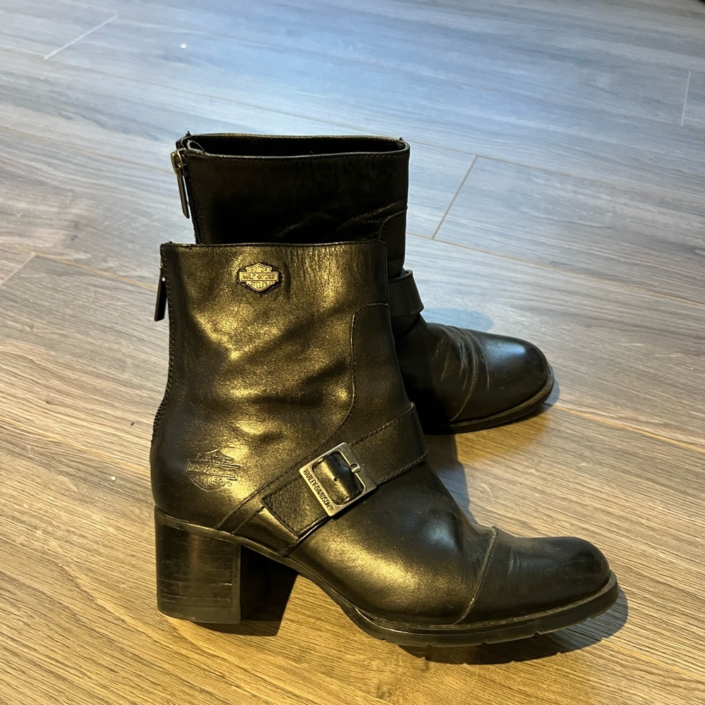 Vintage Harley-Davidson boots.